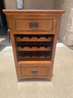 Mueble madera Seminueva