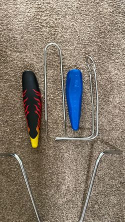 Lowrider bike seats and handlebars