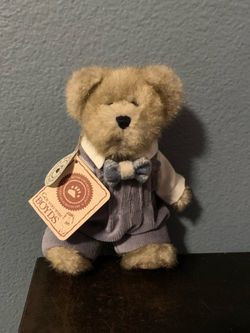 Bear collectible