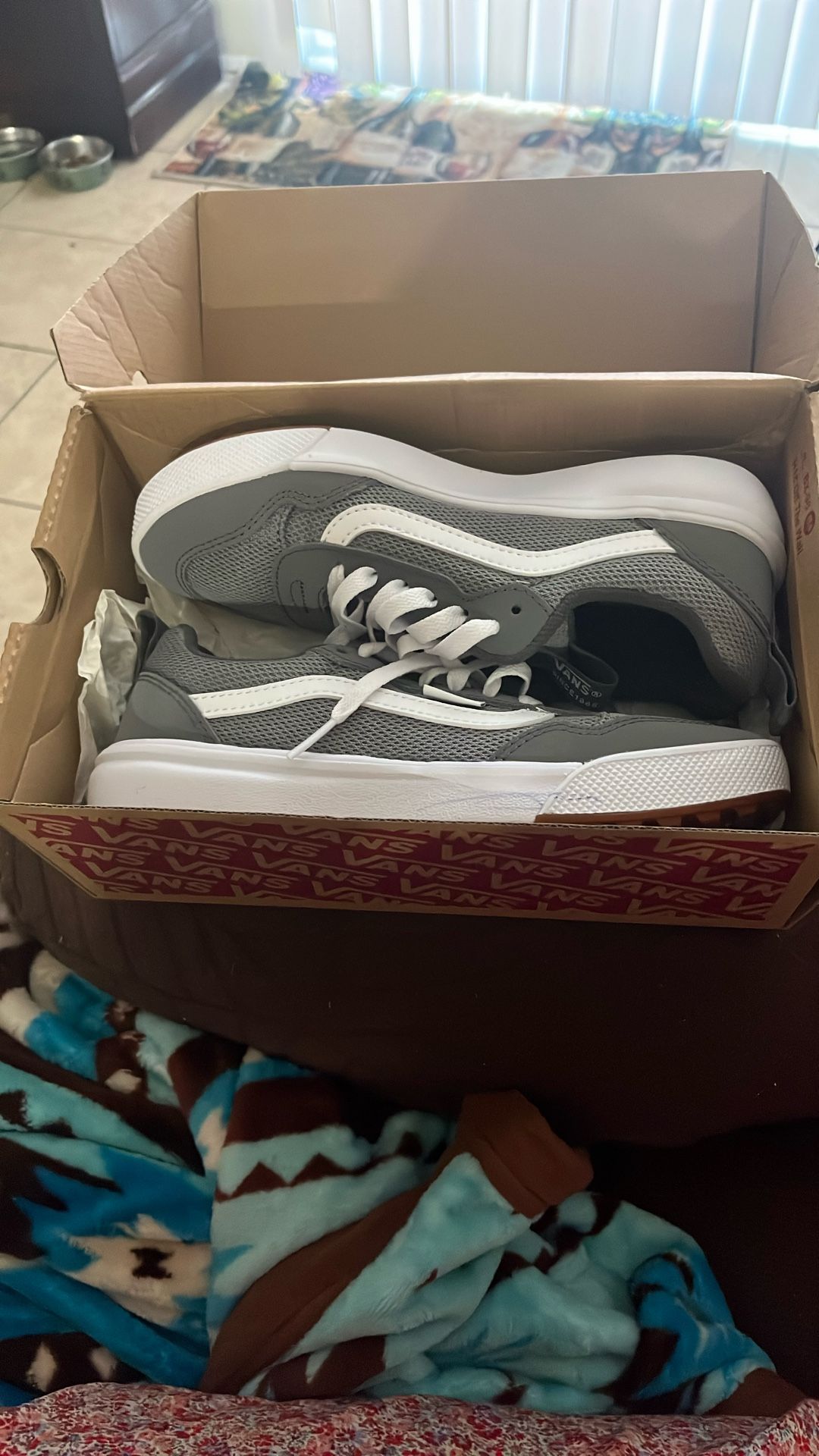 Vans For boy. Size 4 New