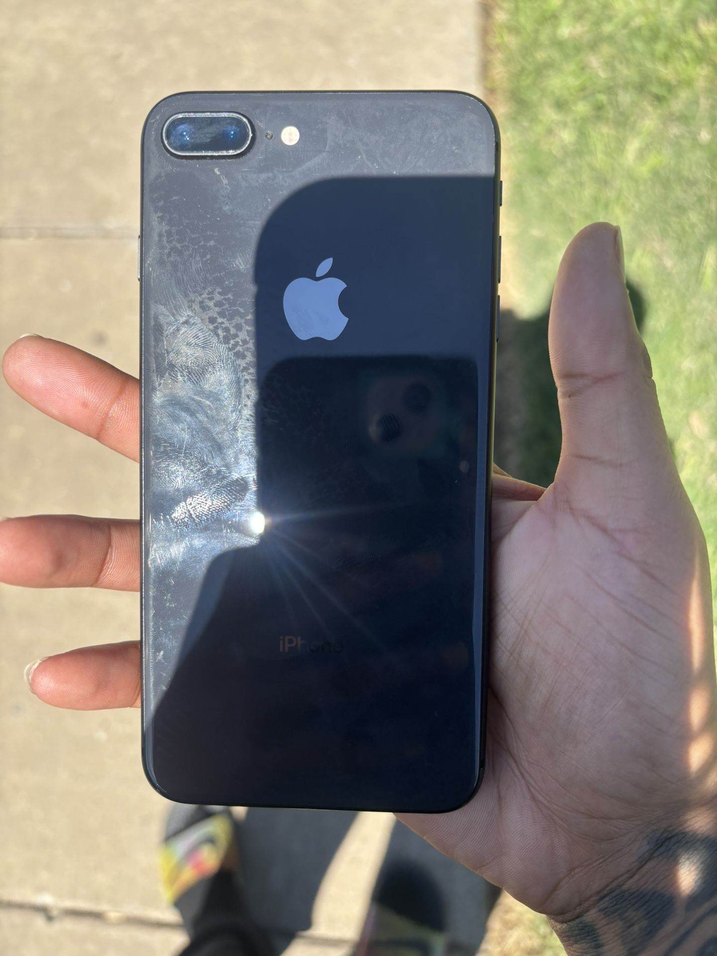 iPhone 8 Plus