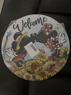 Welcome Hanging Sign