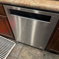 Kitchenaid Dishwasher 