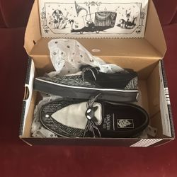 The Nightmare Before Christmas Slip on Vans 7.5 women