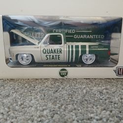 M2 Machines 1973 Chevrolet Cheyenne 10 Die-Cast Truck 
