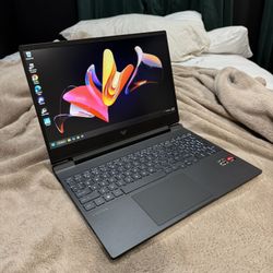 LIKE NEW HP Victus Gaming Laptop – Ryzen 5, RX 6550M, 512gb Storage, 144Hz Display.