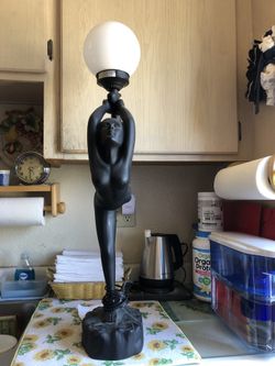 Statue Lamp