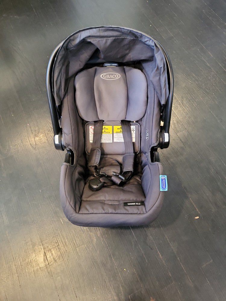 Graco carseat  