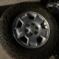 Original Chevy Rims All 4 Of Them For 600$