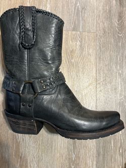 Boots for women