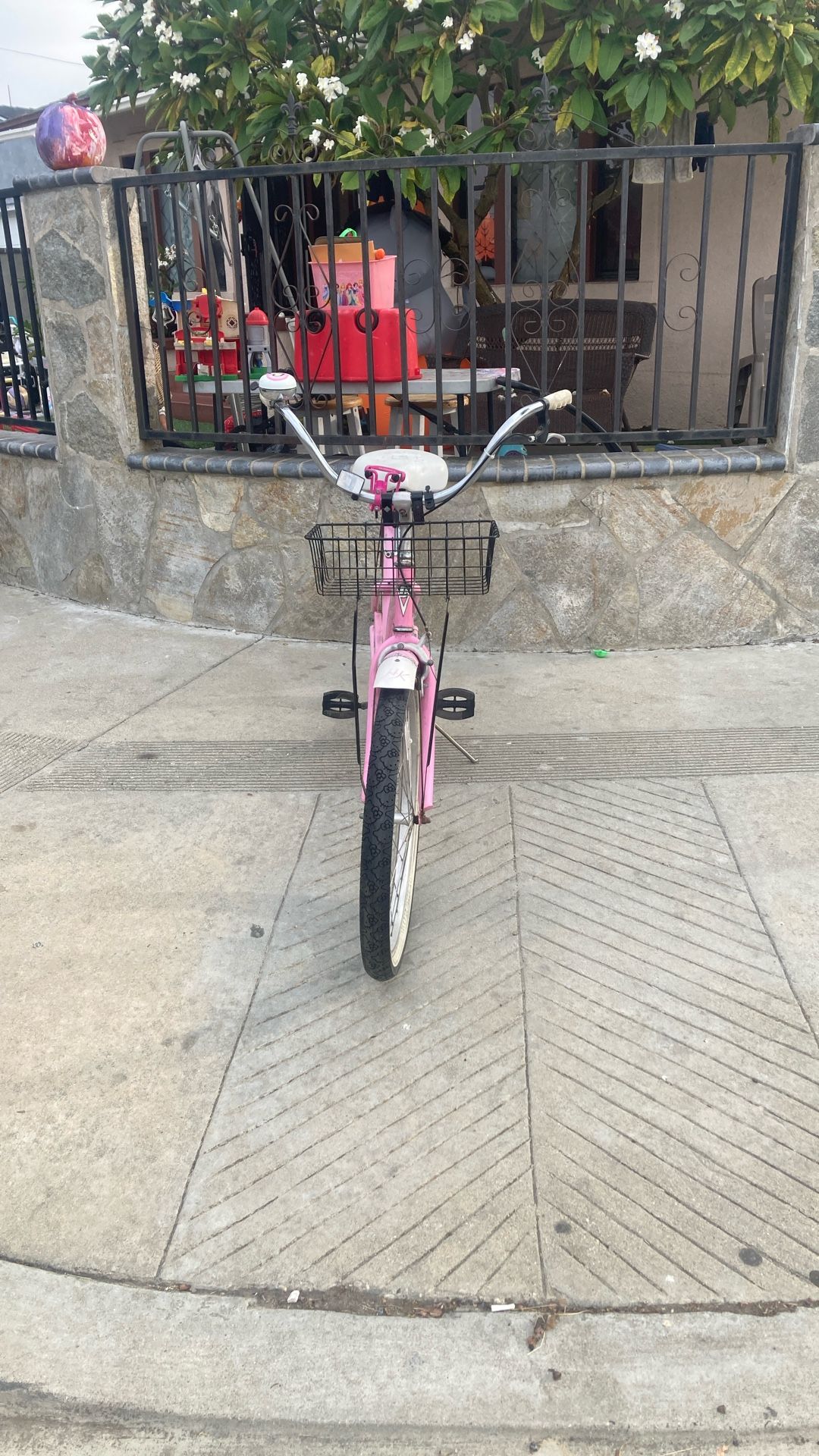 Bike Women Beach Cruiser Nirve Hello Kitty Pink