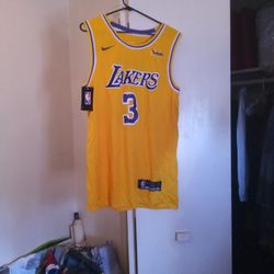 Lakers Jersey Size XL