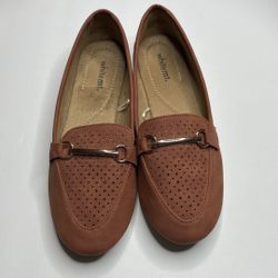 White Mountain Rust Colored Flats Size 9 M