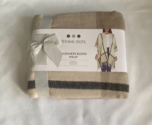 Three Dots Plaid Cashmere Blend Wrap Fringe Soft Tan Black