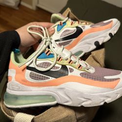Nike Air Maxs