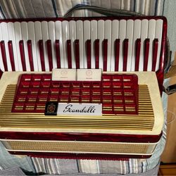 Scandalli Accordion, Red