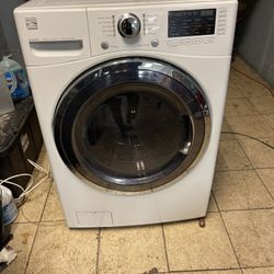 Kenmore Heavy Duty Washer & Gas Dryer 