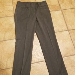 $8 *FIRM PRICE* Express Women's Size 6 Grey Dress Pant