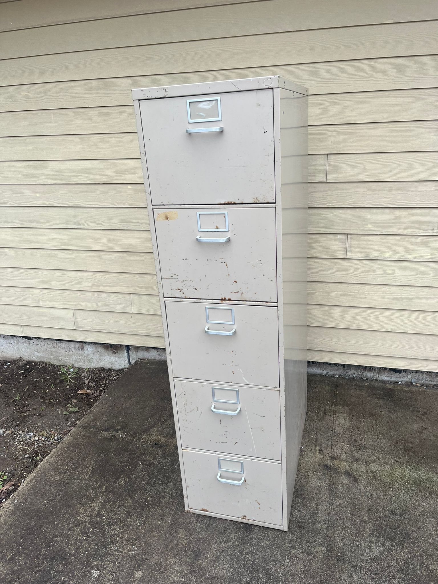 Metal File. Cabinet 