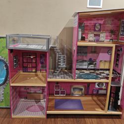 Kidcraft Dollhouse
