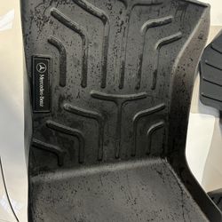 OEM Mercedes-Benz all-weather floor mats for 2015-2017 GLA