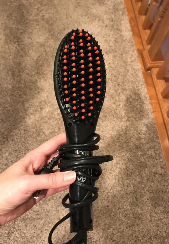 Hair straightener brush