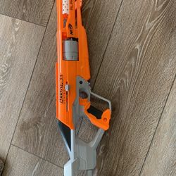 Nerf Accustrike Gun- Alphahawk