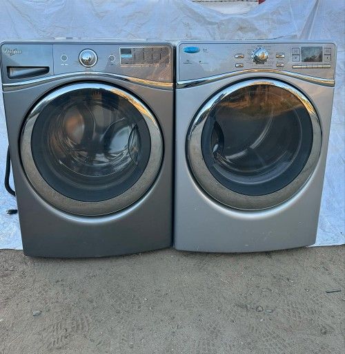 Whirlpool Washer And Gas Dryer 