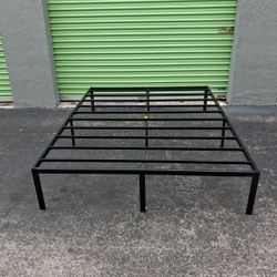Queen bed Metal Frame 