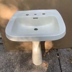Bathroom Pedestal Sink