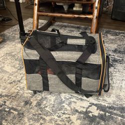 Dog Travel Hut With Wheels