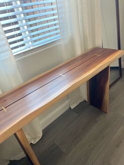 Entry way/Hallway  table