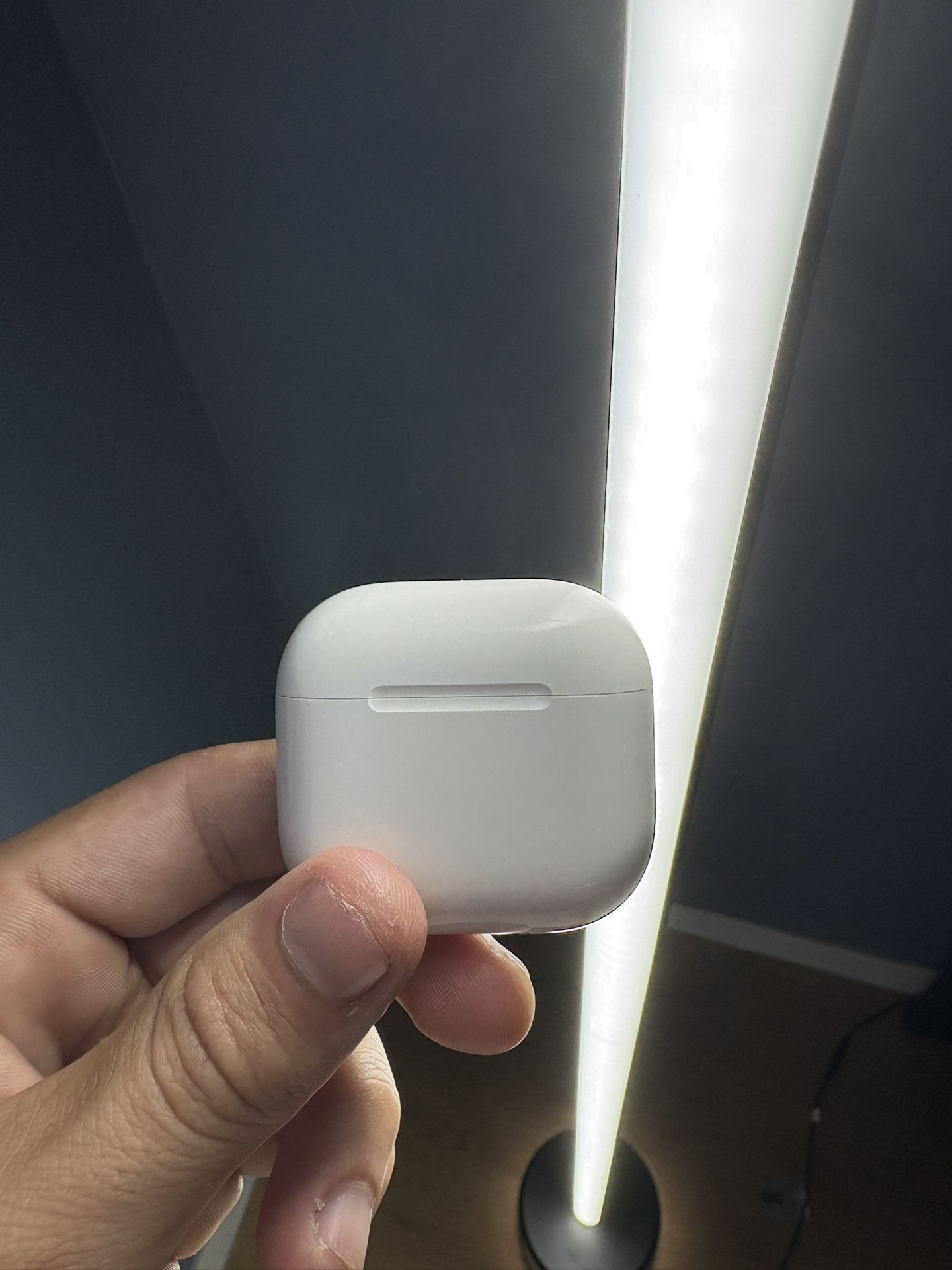 AirPods 4
