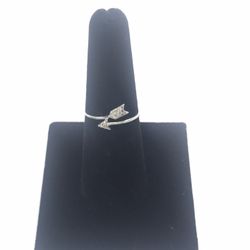 New 14k Solid White Gold Diamond Arrow Ring 