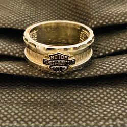 💯 Solid gold Harley Davison men’s ring 💯 