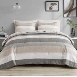 New Queen Bedspread Set