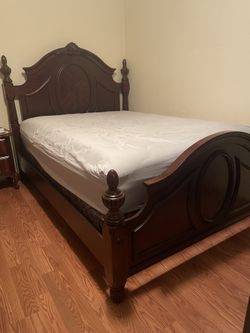 Cherry Wood Bedroom Furniture Set PLUS Mattress