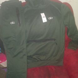 Brand New Small Alo Outfits Unisex 