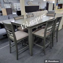✅️✅️7 Pc. Counter Height. Table Set grey color✅️