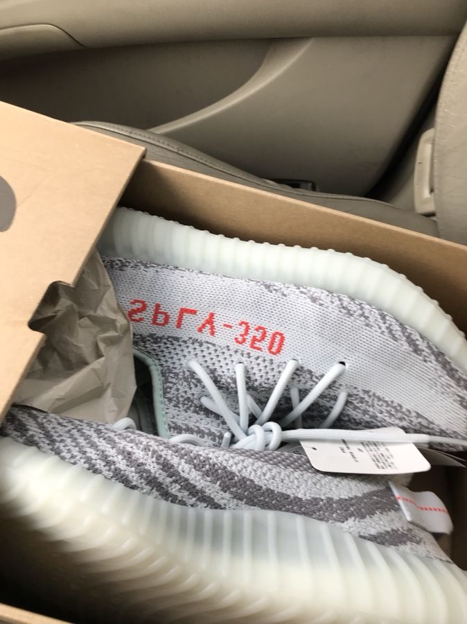 Yeezy blue tint sz 10