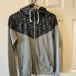 Women’s Nike Fleece Windbreaker- Full-Zip