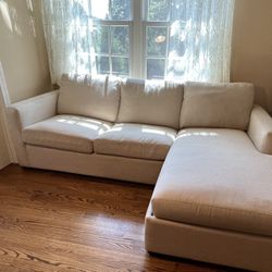 Rowe sectional with chaise lounge & queen sleeper