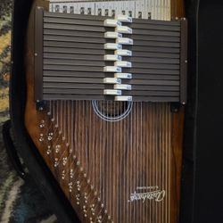 Oscar Schmidt Autoharp