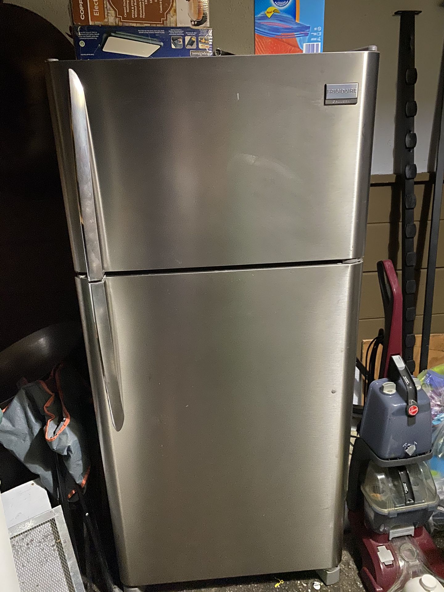 Apartment refrigerator size