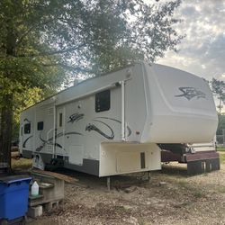 2006 Sportsman Toy Hauler