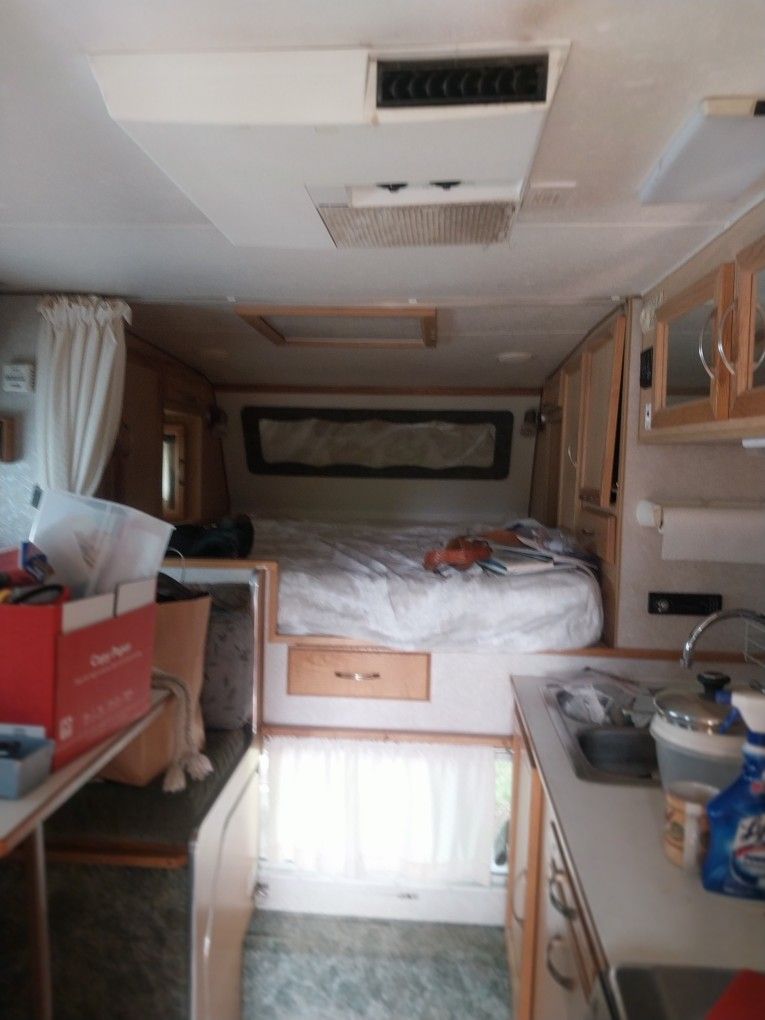 2006 Camper