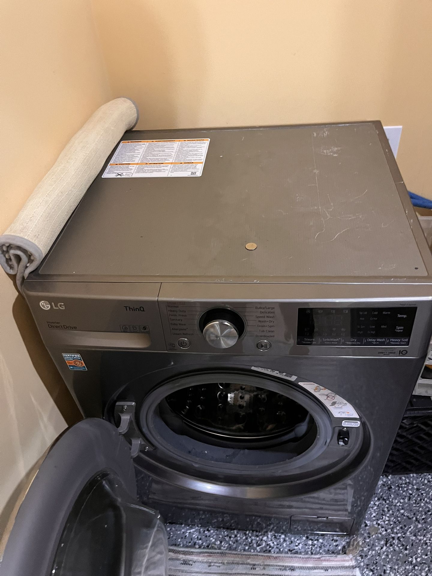 LG Washer & Dryer Combo