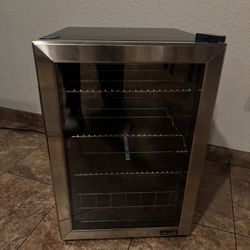 NewAir 17 in. 100 Can Mini Fridge