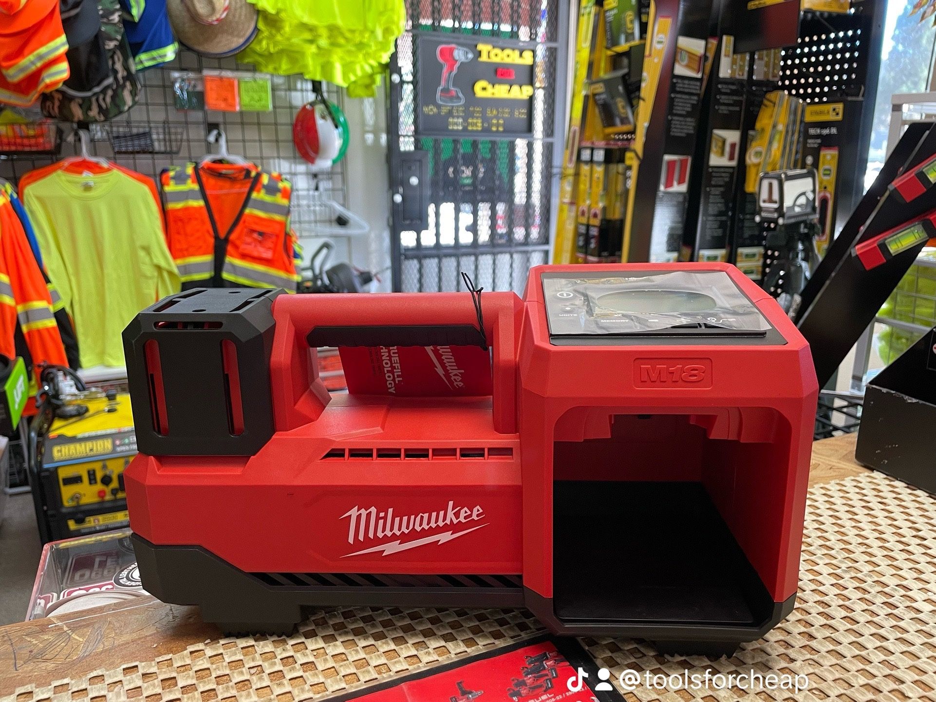 Milwaukee M18 18-Volt Lithium-Ion Cordless Electric Portable Inflator (Tool-Only) $189.