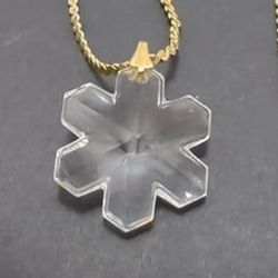 VTG Women's Ladies Girl's Snowflake Necklace Clear Gold Tone Fashion Jewelry